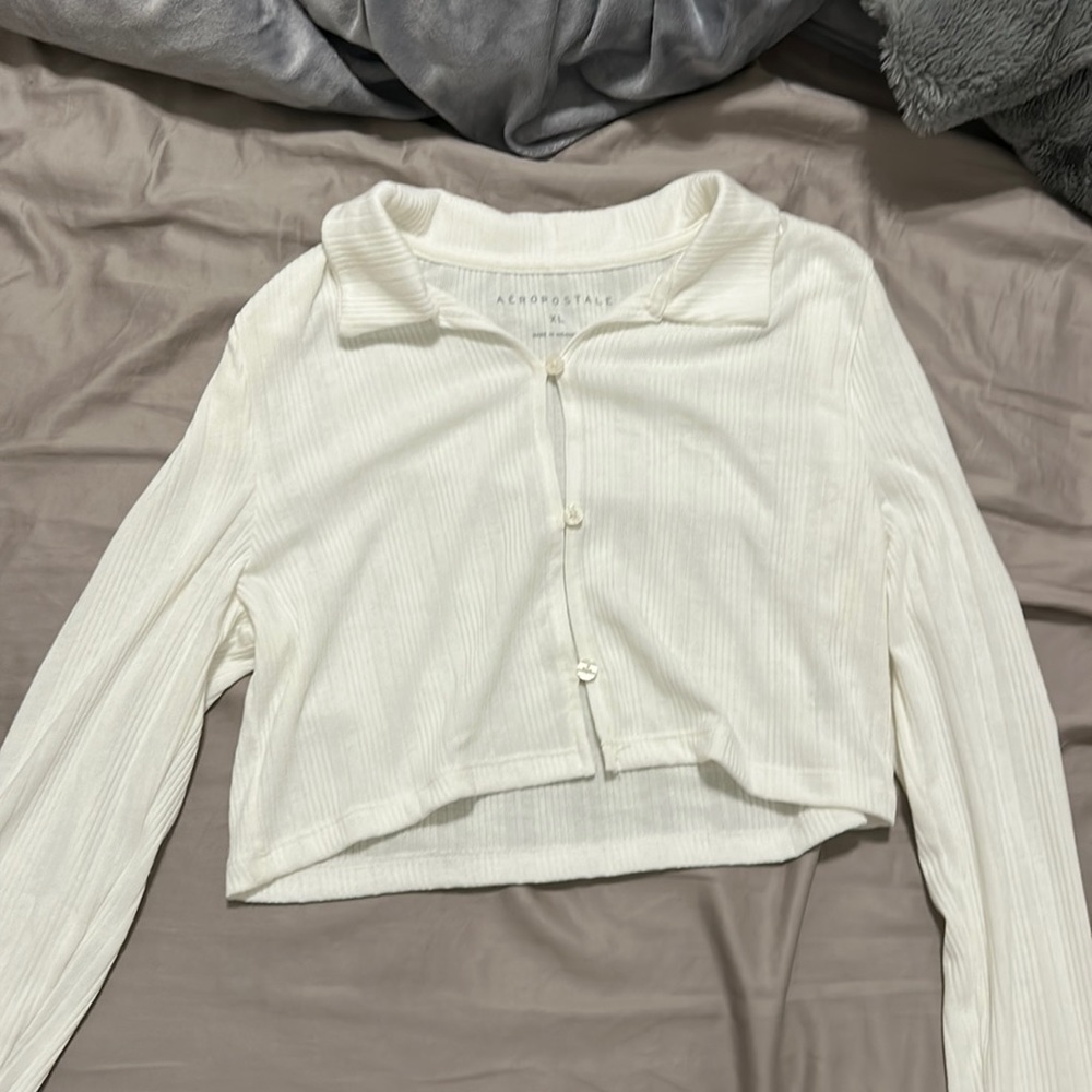 Aeropostale long sleeve crop shirt